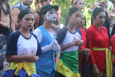 Pelepasan Siswa Kelas XII SLB Negeri 1 Buleleng, Tampilkan Pameran Vokasi dan Pentas Seni Anak Berkebutuhan Khusus