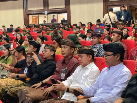 Percepat Transformasi Digital Bansos, Pemkab Buleleng Ikuti Bimtek Aplikasi Perlinsos