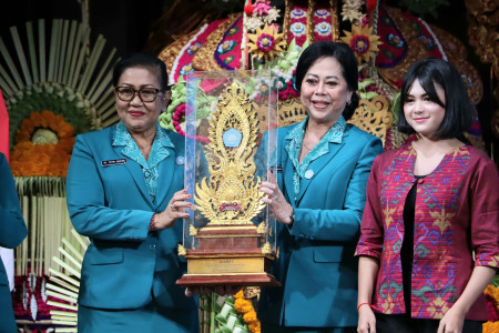 Ny. Putri Koster Ajak Kader PKK Terus Bergerak, Wujudkan Astagita Menuju Indonesia Emas