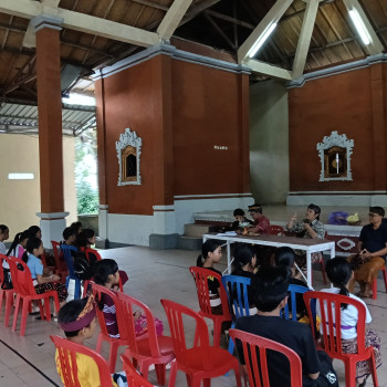 Revitalisasi Bahasa Pedawa Digelar, Sekolah Adat Manik Empul Libatkan Lintas Generasi