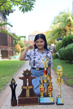 Kisah Dea, Anak Nelayan dari Buleleng yang Tembus ITB Berkat Prestasi dan Ketekunan